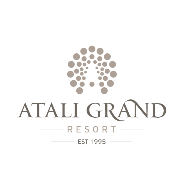Front Desk Supervisor / Reception Manager